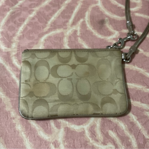 Coach Poppy Wristlet